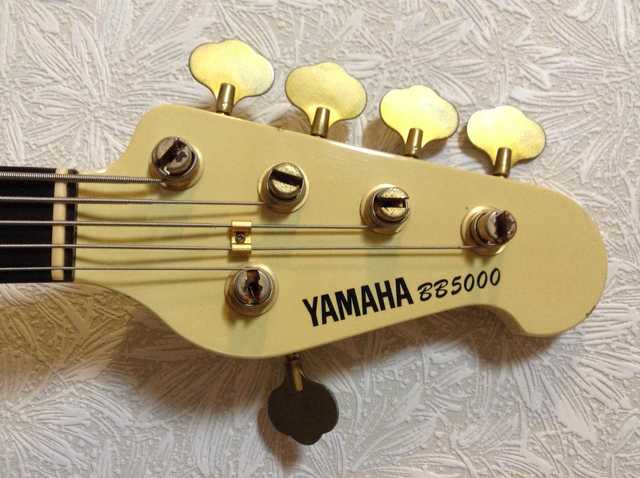 GUITALELE(ギタレレ) GLX-1: 昔に比べりゃ 金も入るし・・・・